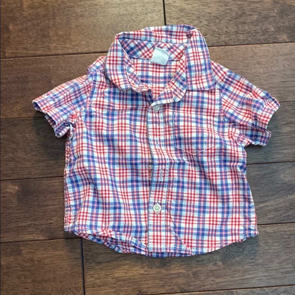 GAP Red and Blue Button Down Shirt for Casual Wear